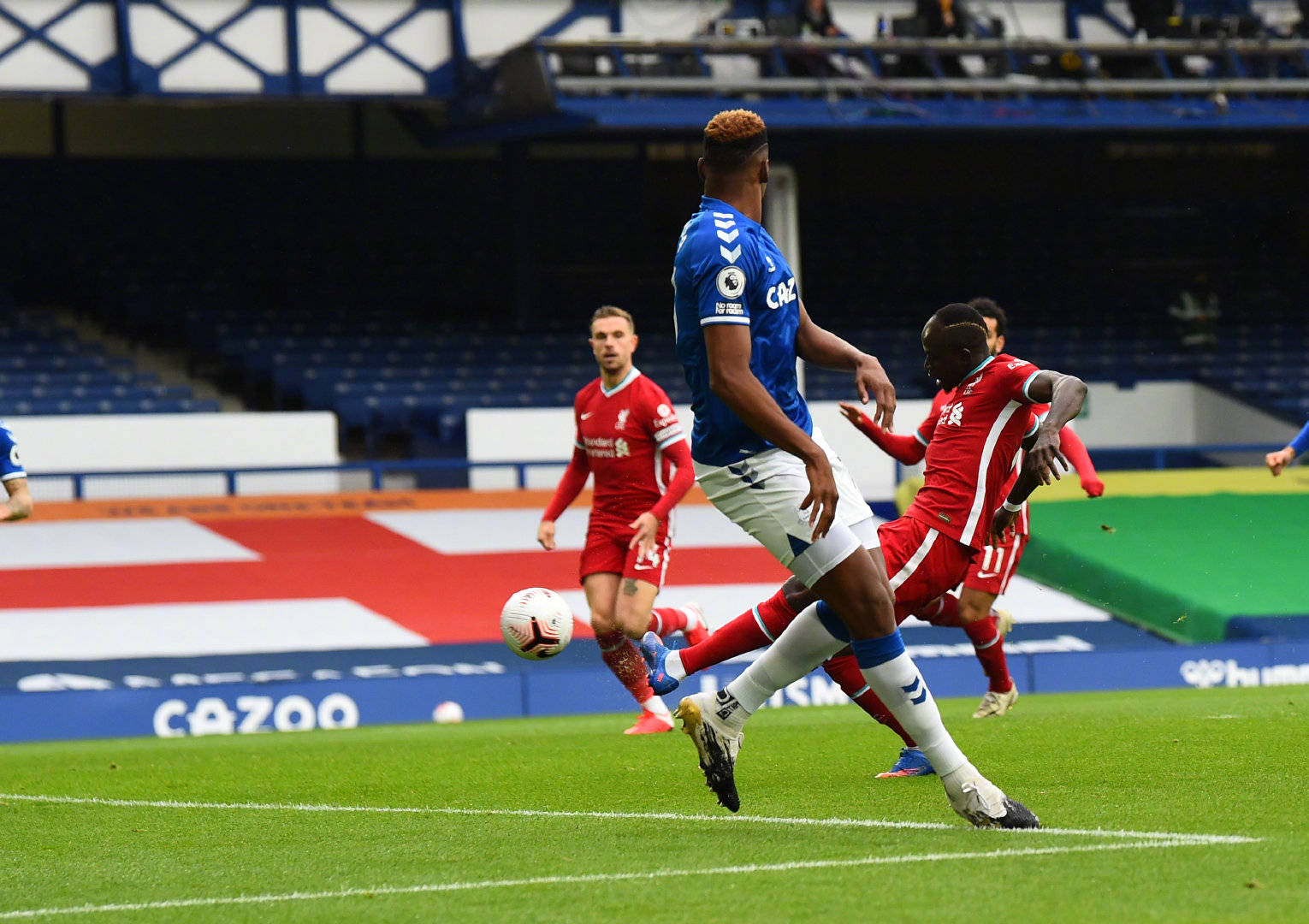 力教练与球 力教练与球